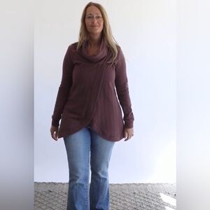 Blondie Apparel Bamboo Cotton Cross Front Long Tunic Top Large Made in Canada